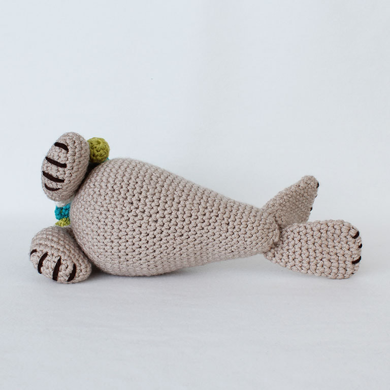 Picture of base of crochet walrus