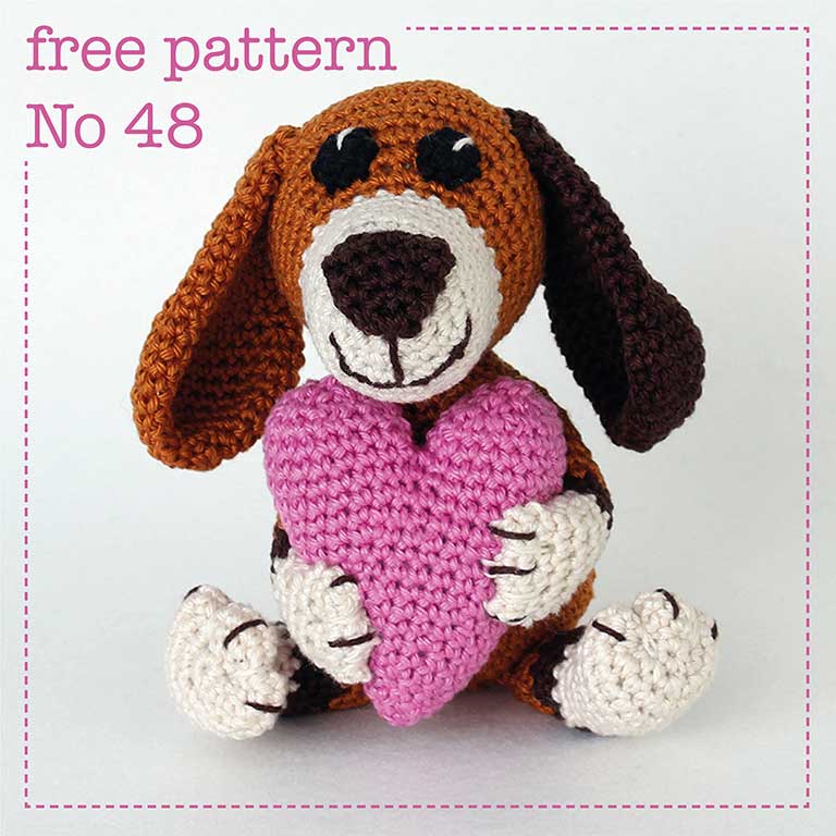 Picture for crochet puppy with heart pattern