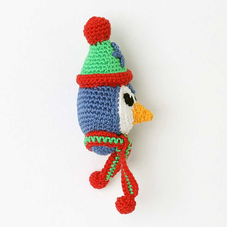 Picture of crochet Penguin Head, right side