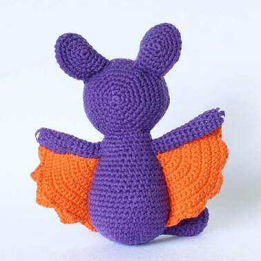 Picture of amigurumi crochet bat back view