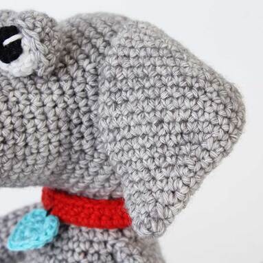 Picture of crochet dog, front of ear