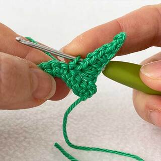 Picture of Crochet Elf Collar - Fig 11
