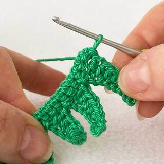 Picture of Crochet Elf Collar - Fig 18