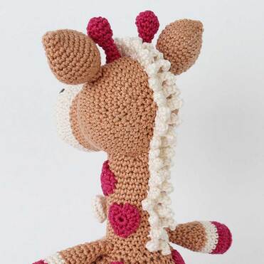 Picture of crochet boy giraffe's mane