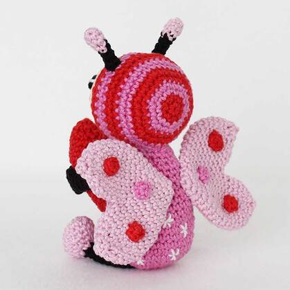 Picture of crochet love bug - back left view