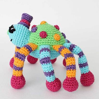 Picture of side view of Crochet Spider