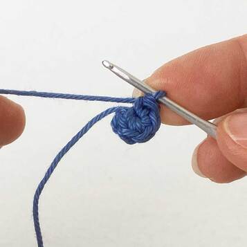 Picture of Fig 1 - crocheting star