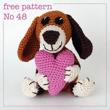 Picture of crochet puppy with heart
