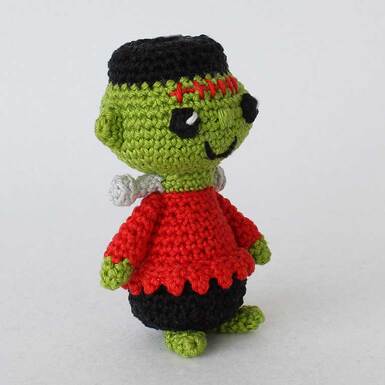 Picture of crochet monster front right view