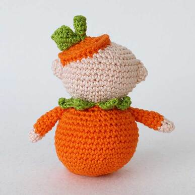 Picture of back of Crochet Pumpkin