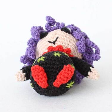 Picture of crochet witch - base