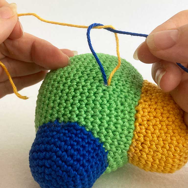 How To Hide Yarn Tails Using Fray Block 